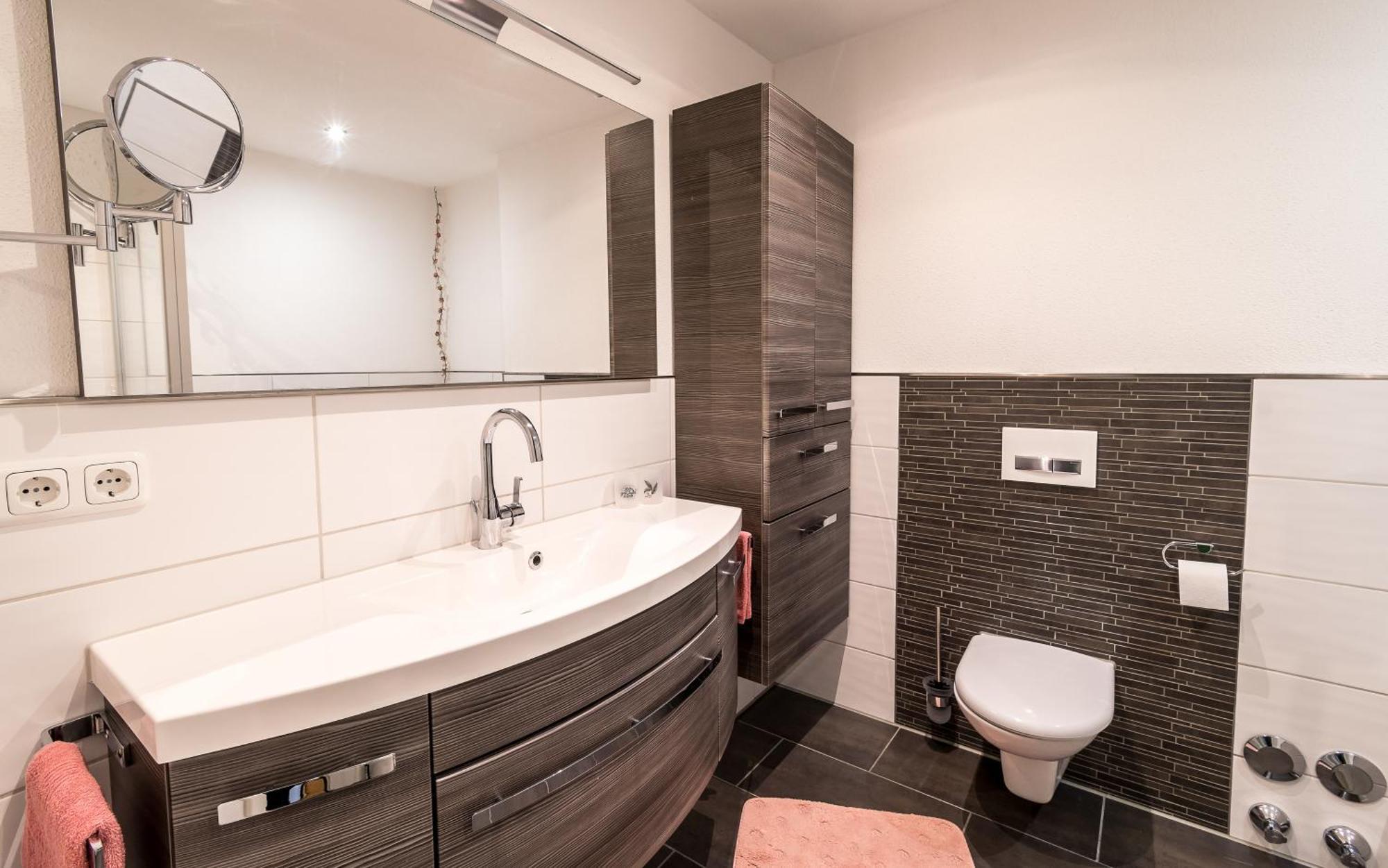 Gigantisch!Hochwertige Ferienwohnung In Den Bergen บาดฮินเดลัง ภายนอก รูปภาพ